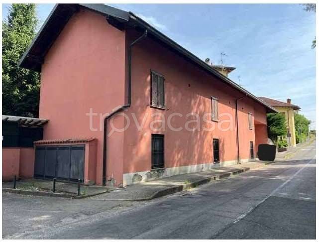 appartamento in vendita a Costa Masnaga