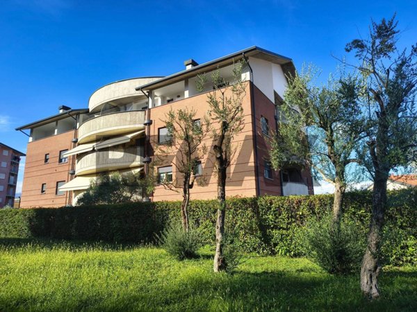 appartamento in vendita a Costa Masnaga