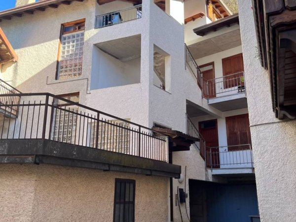 appartamento in vendita a Crandola Valsassina