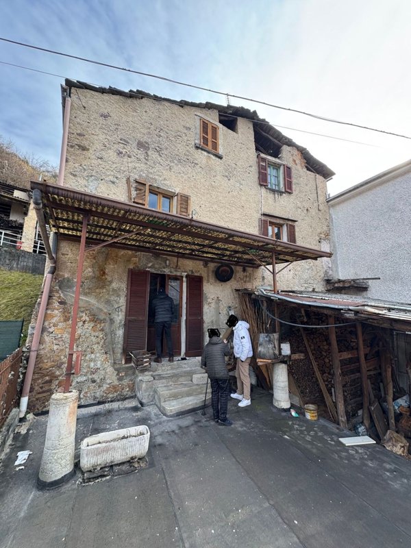 casa indipendente in vendita a Crandola Valsassina