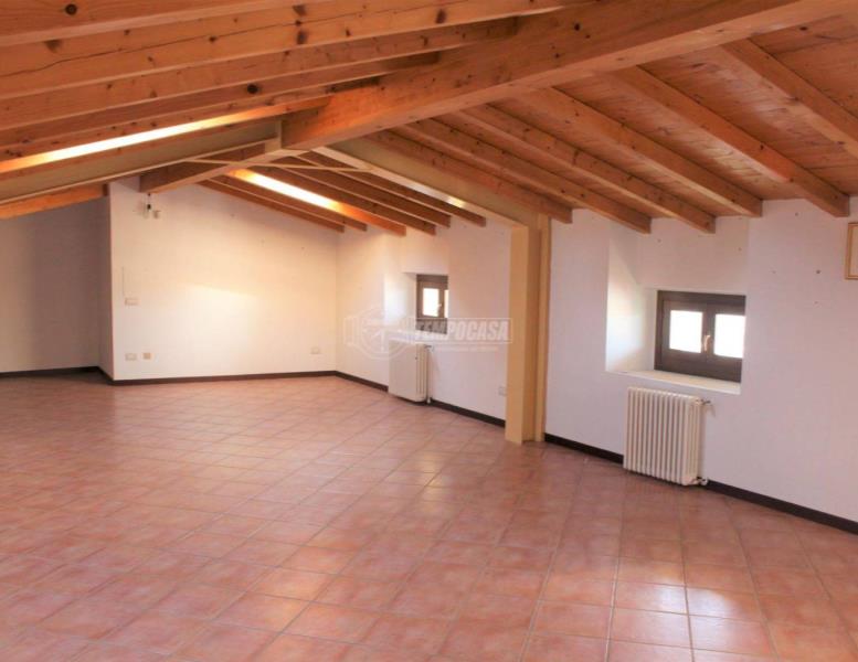 appartamento in vendita a Cremella