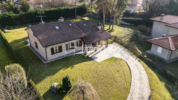 casa indipendente in vendita a Cremella