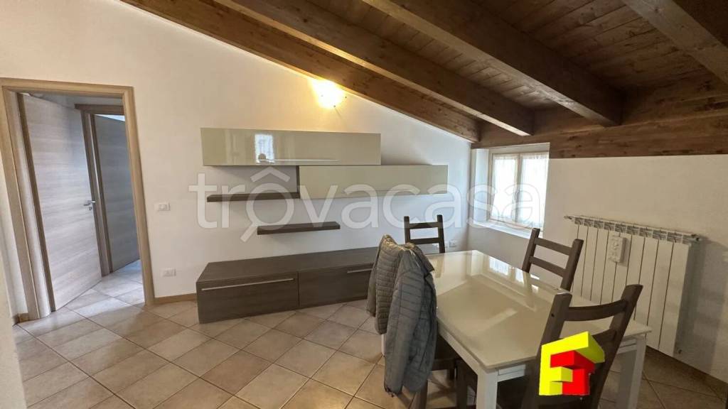 appartamento in vendita a Cremeno