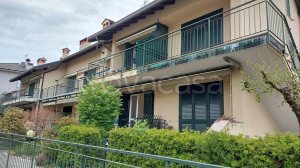 casa indipendente in vendita a Dervio