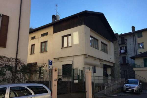ufficio in vendita a Dervio