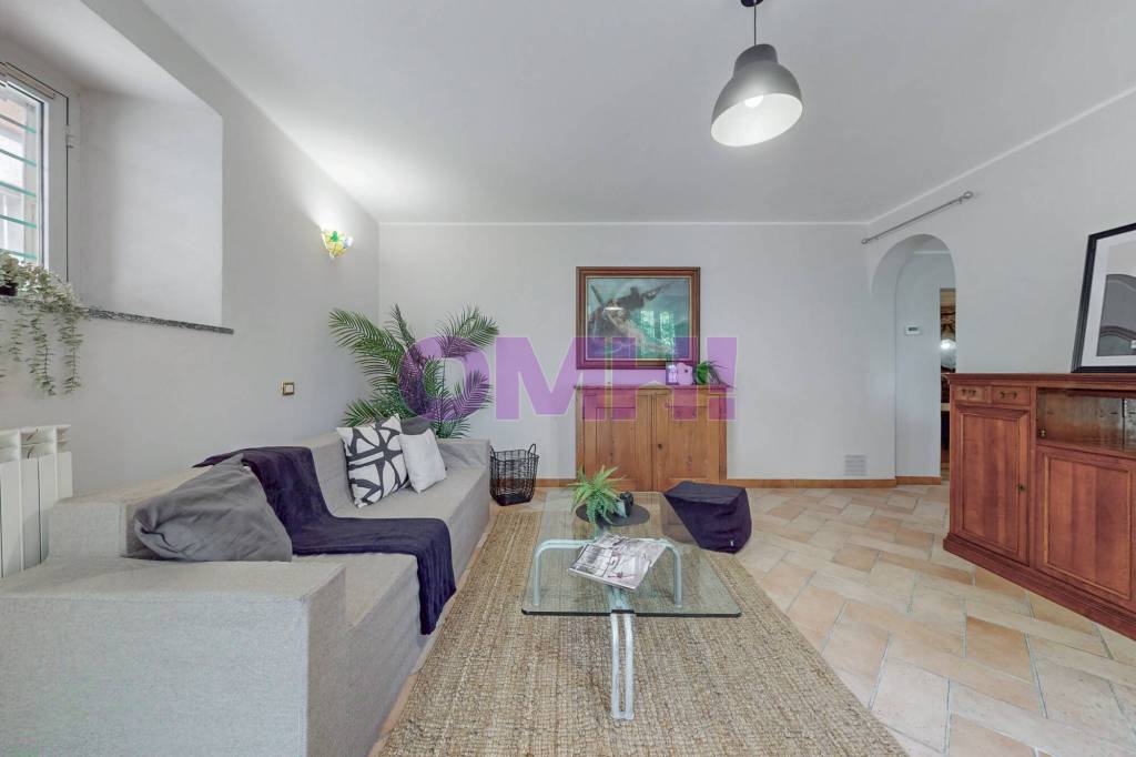 appartamento in vendita a Dervio in zona Corenno Plinio