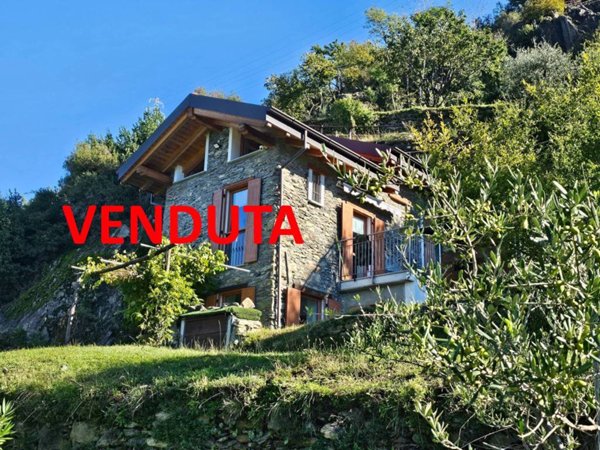 appartamento in vendita a Dervio