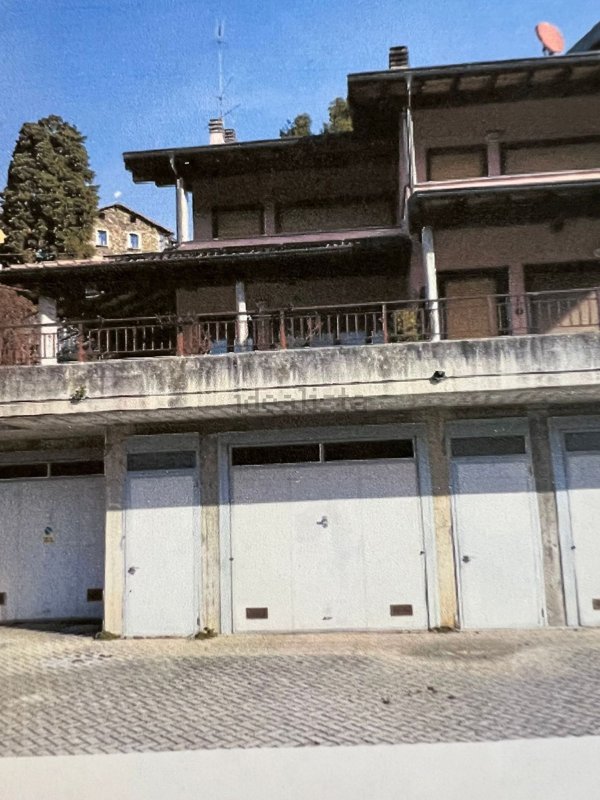 appartamento in vendita a Dervio