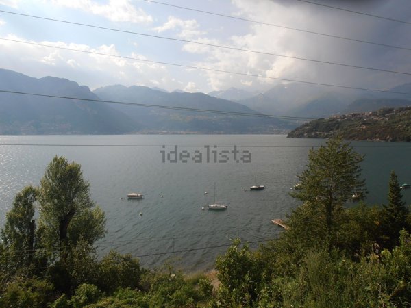 casa indipendente in vendita a Dervio