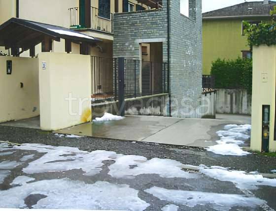 appartamento in vendita a Dervio