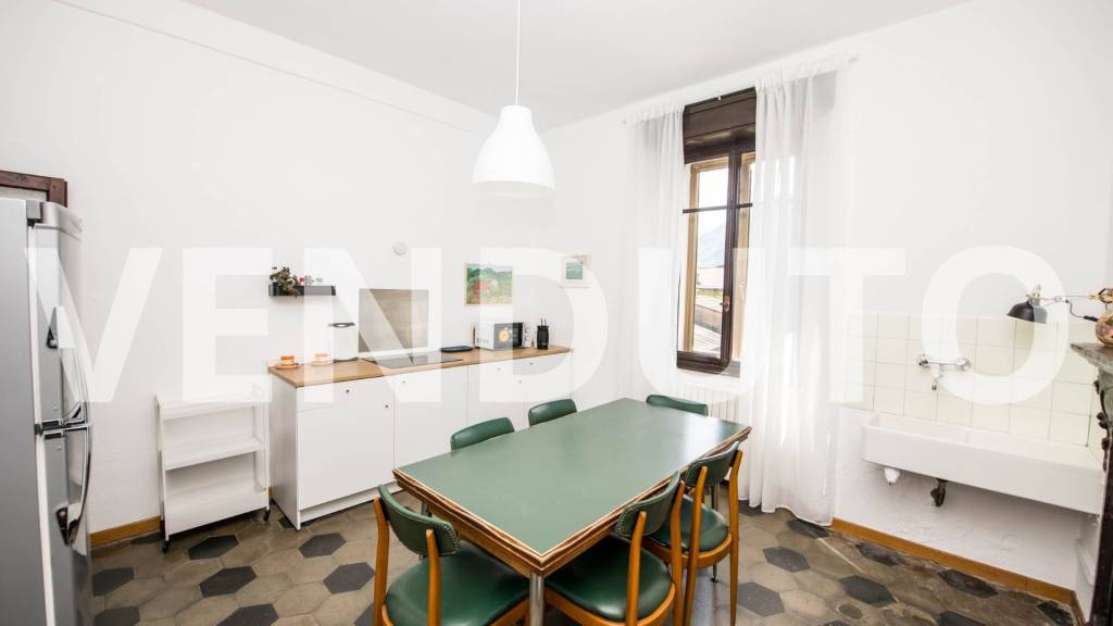 appartamento in vendita a Dervio in zona Corenno Plinio