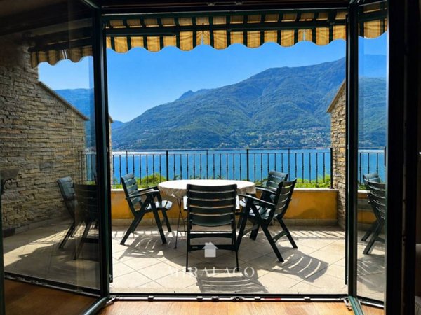 appartamento in vendita a Dervio in zona Corenno Plinio