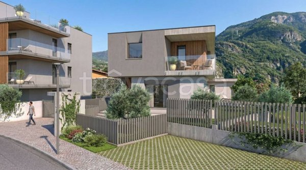 casa indipendente in vendita a Dervio in zona Corenno Plinio