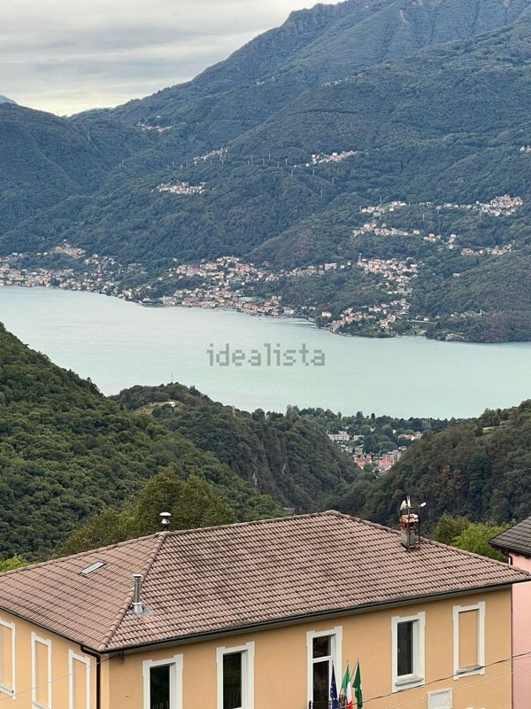 appartamento in vendita a Dervio in zona Corenno Plinio