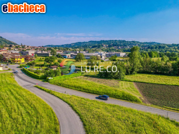 terreno edificabile in vendita a Dolzago