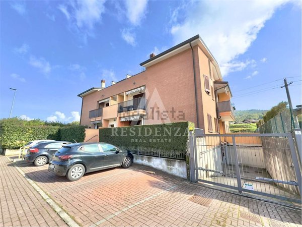 appartamento in vendita a Dolzago