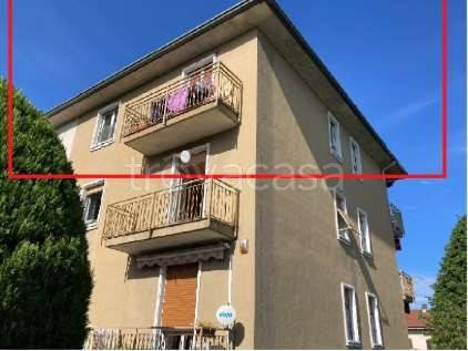 appartamento in vendita a Dolzago