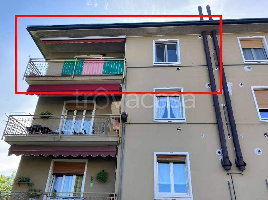 appartamento in vendita a Dolzago