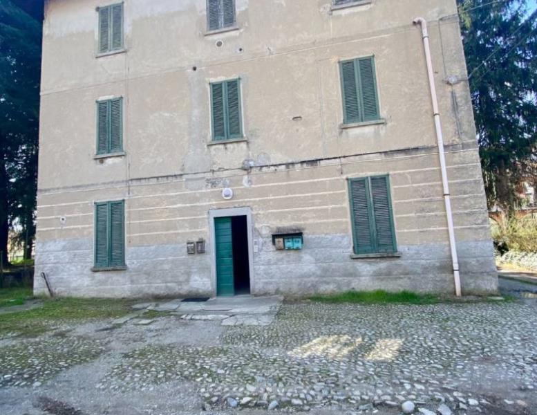appartamento in vendita a Dolzago