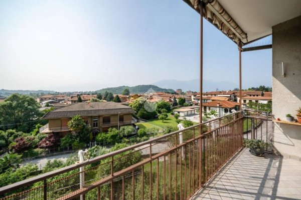 appartamento in vendita a Dolzago