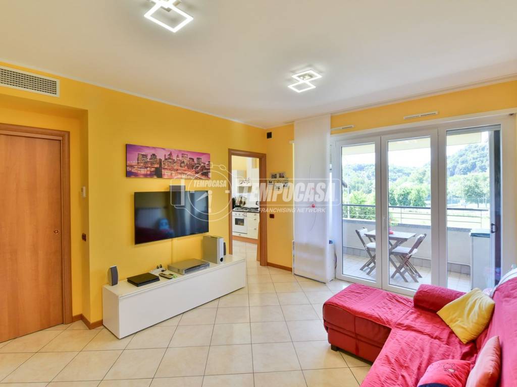 appartamento in vendita a Dolzago