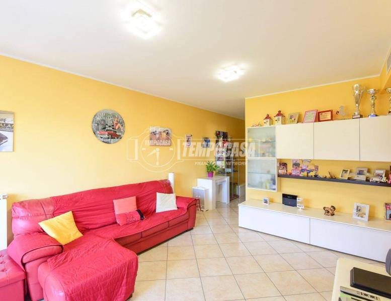 appartamento in vendita a Dolzago