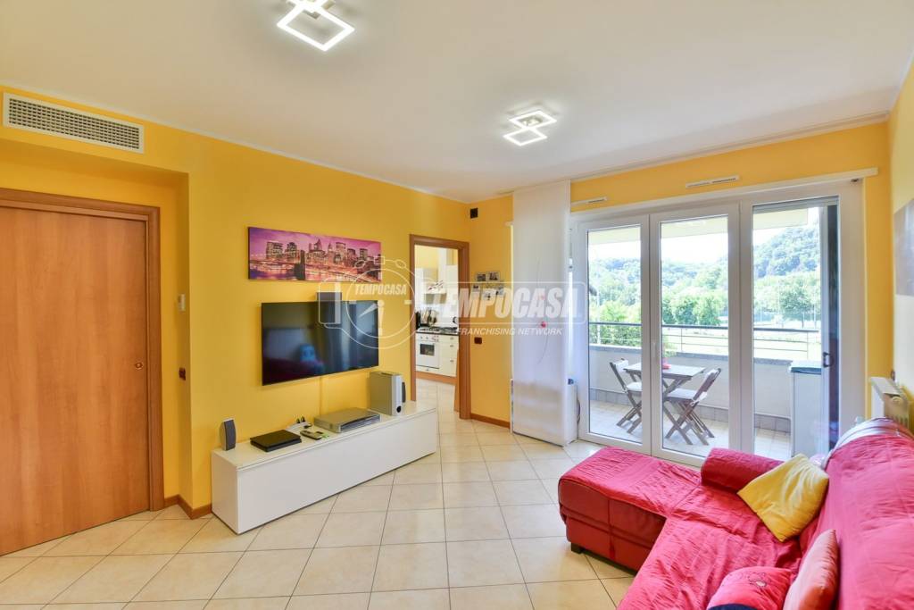 appartamento in vendita a Dolzago