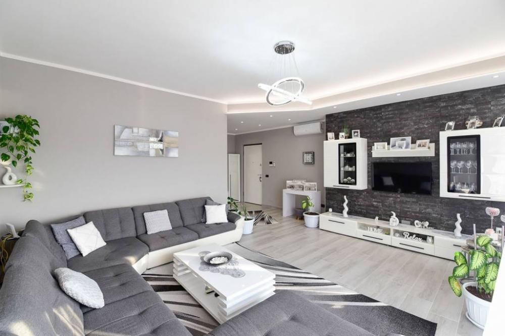 appartamento in vendita a Dolzago