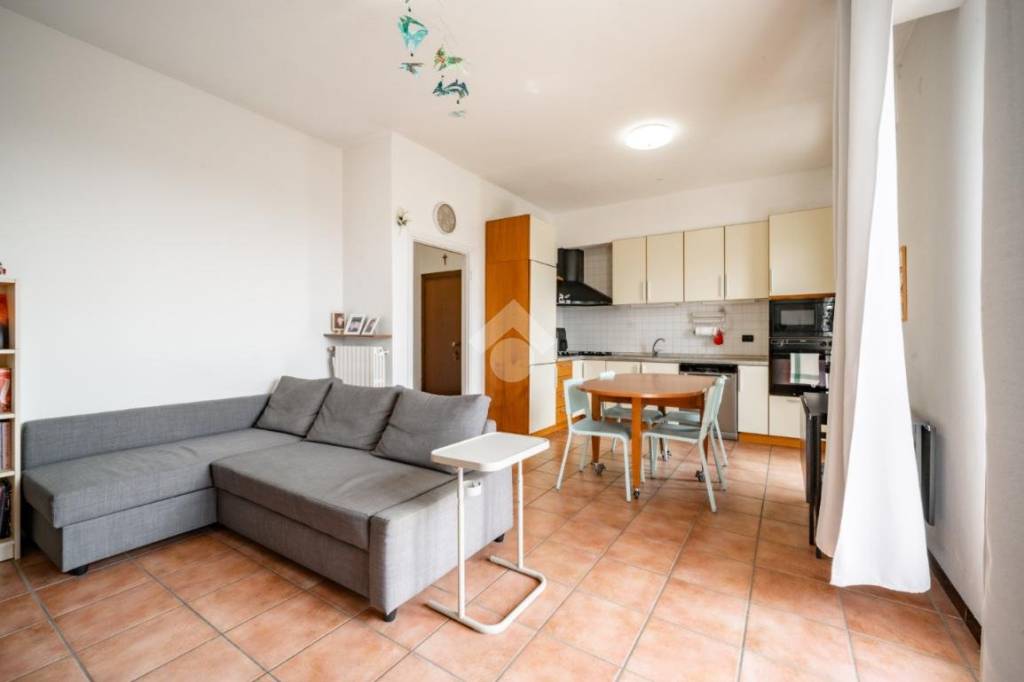 appartamento in vendita a Dolzago