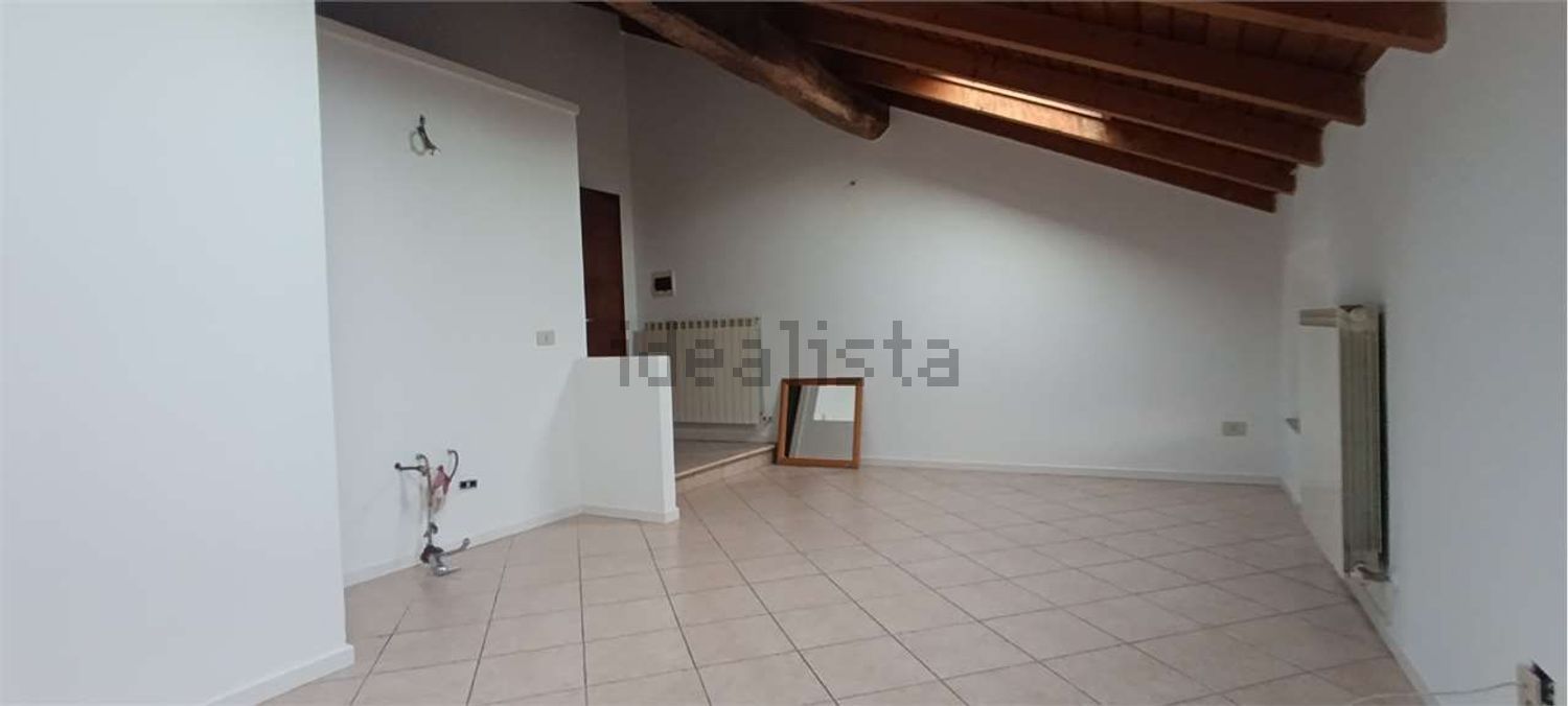 appartamento in vendita a Dolzago