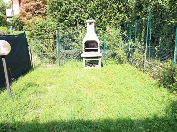 appartamento in vendita a Dolzago