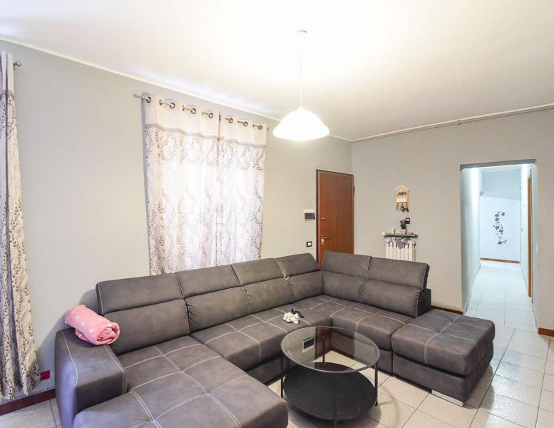 appartamento in vendita a Dolzago