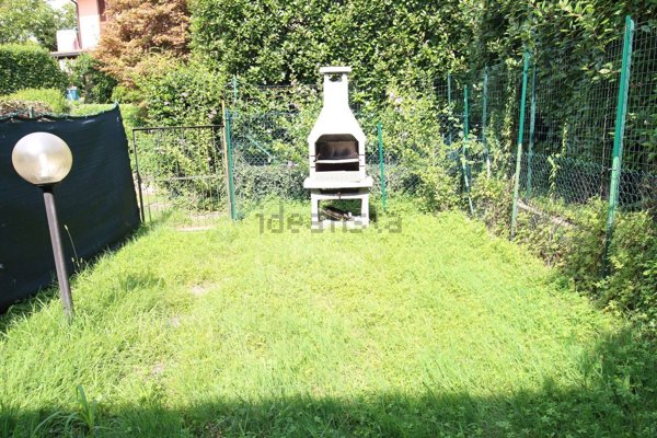 appartamento in vendita a Dolzago