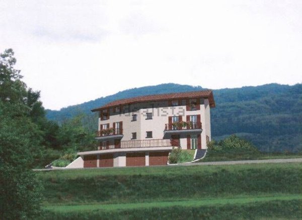 casale in vendita a Dolzago