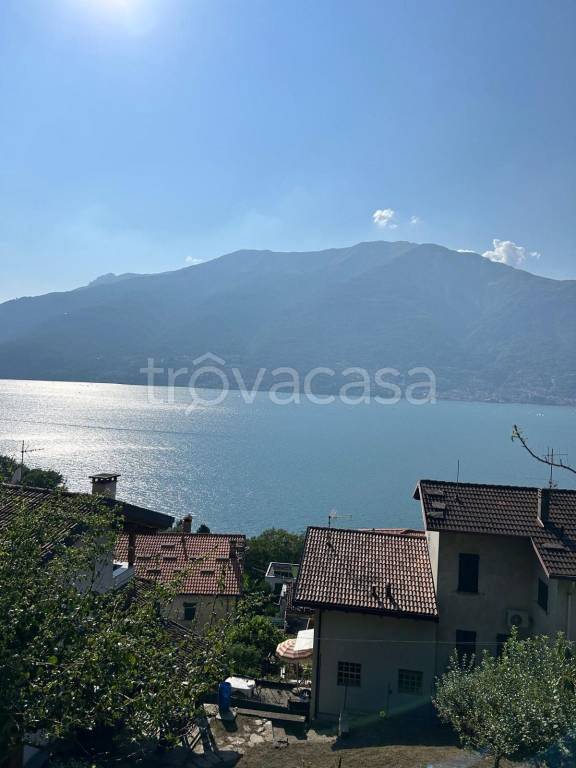 villa in vendita a Dorio