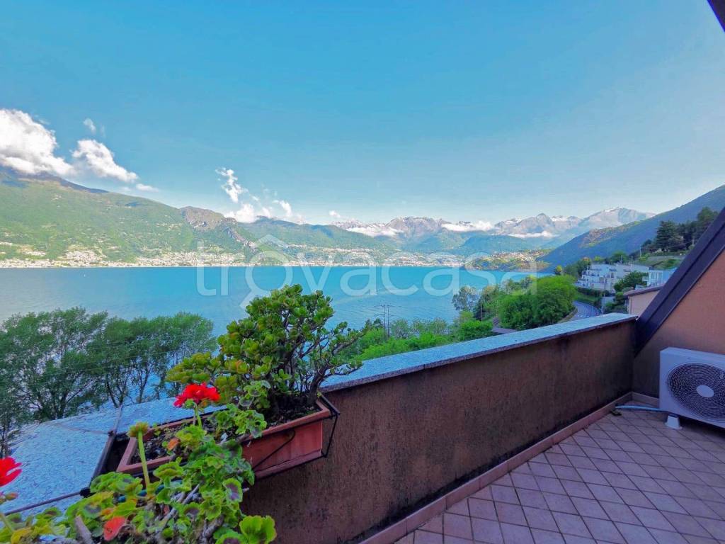 appartamento in vendita a Dorio