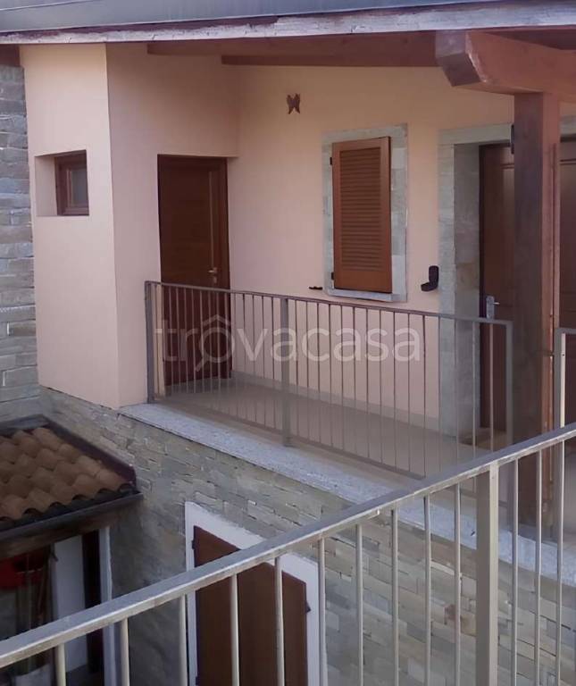 appartamento in vendita a Dorio