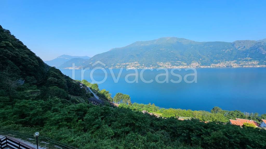 casa indipendente in vendita a Dorio