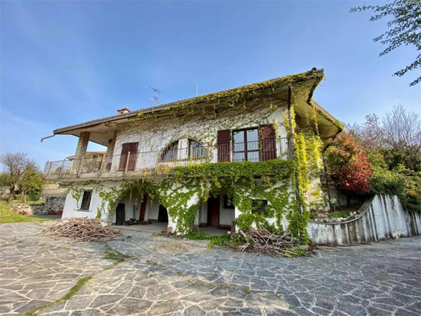 casa indipendente in vendita ad Ello
