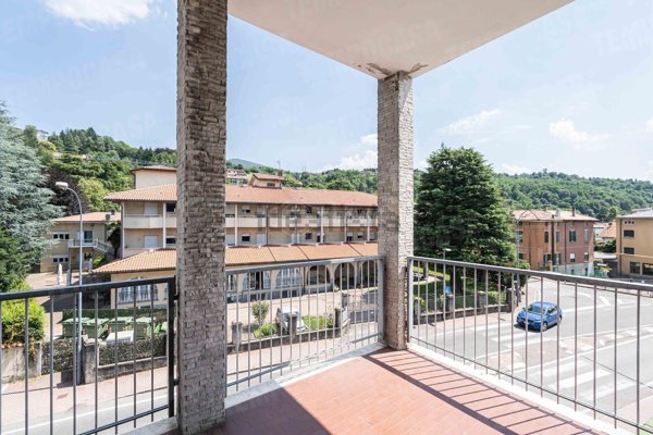 appartamento in vendita ad Ello