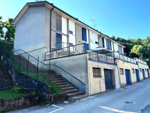casa indipendente in vendita ad Ello