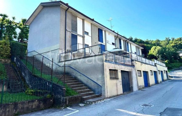 casa indipendente in vendita ad Ello