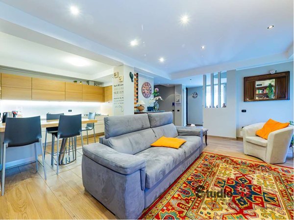 casa indipendente in vendita ad Ello