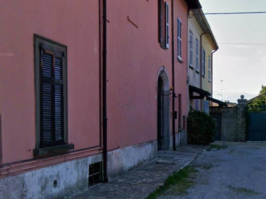 appartamento in vendita ad Ello