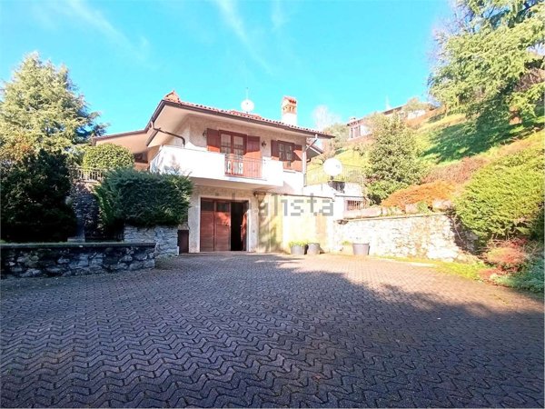 casa indipendente in vendita ad Ello in zona Boggia