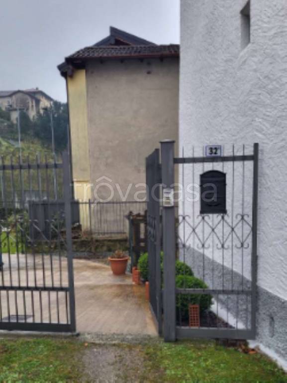 appartamento in vendita ad Erve