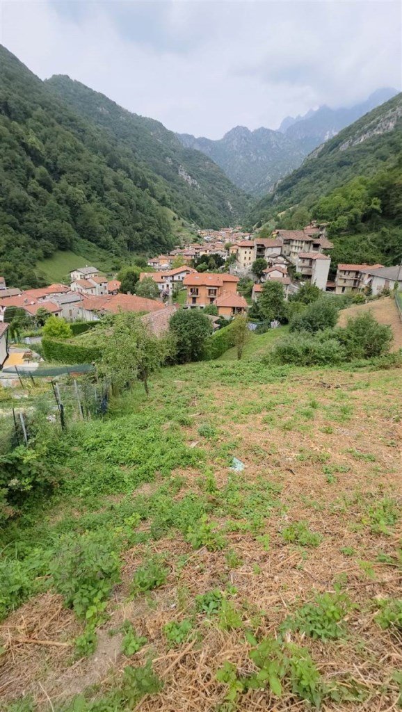 terreno edificabile in vendita ad Erve