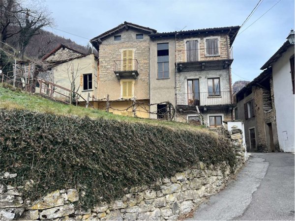 casa indipendente in vendita ad Erve in zona Saina