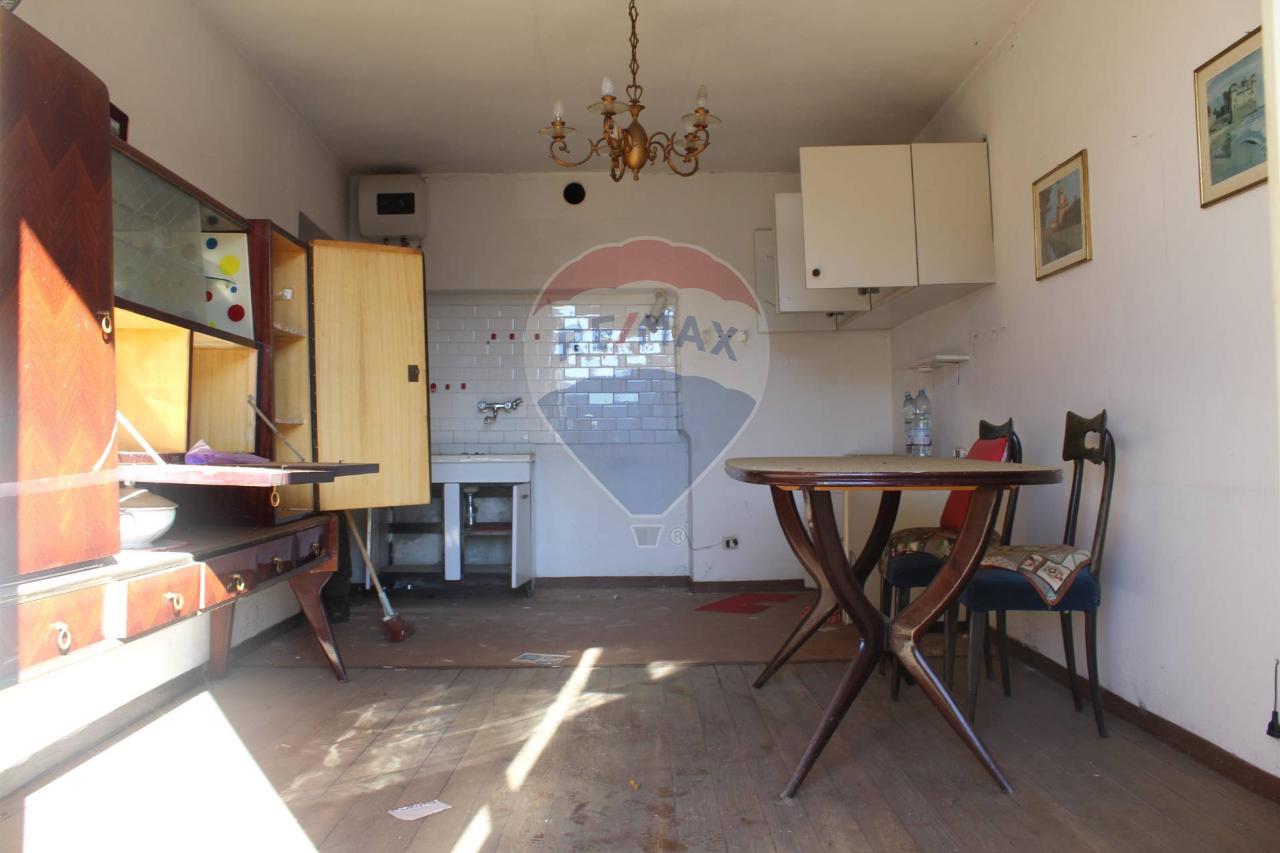casa indipendente in vendita ad Esino Lario