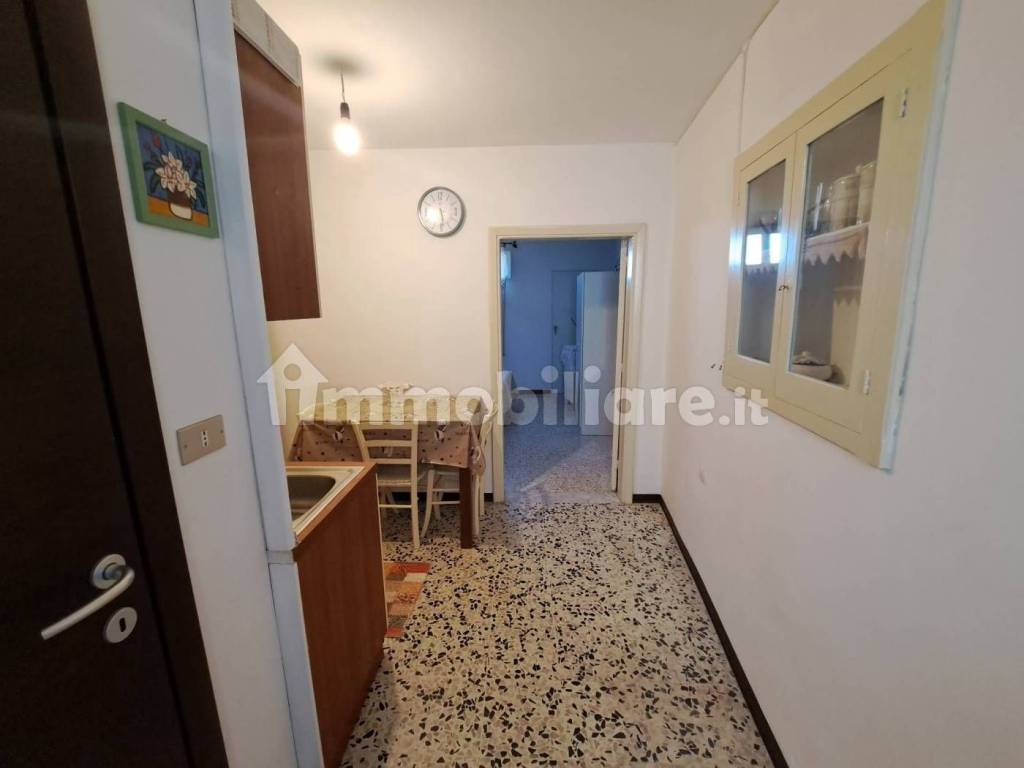 appartamento in vendita ad Esino Lario
